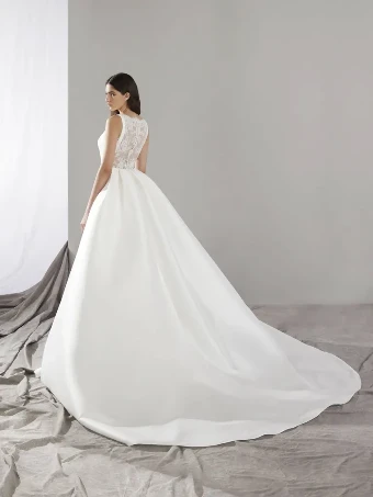 Pronovias Origin #1 Off White thumbnail